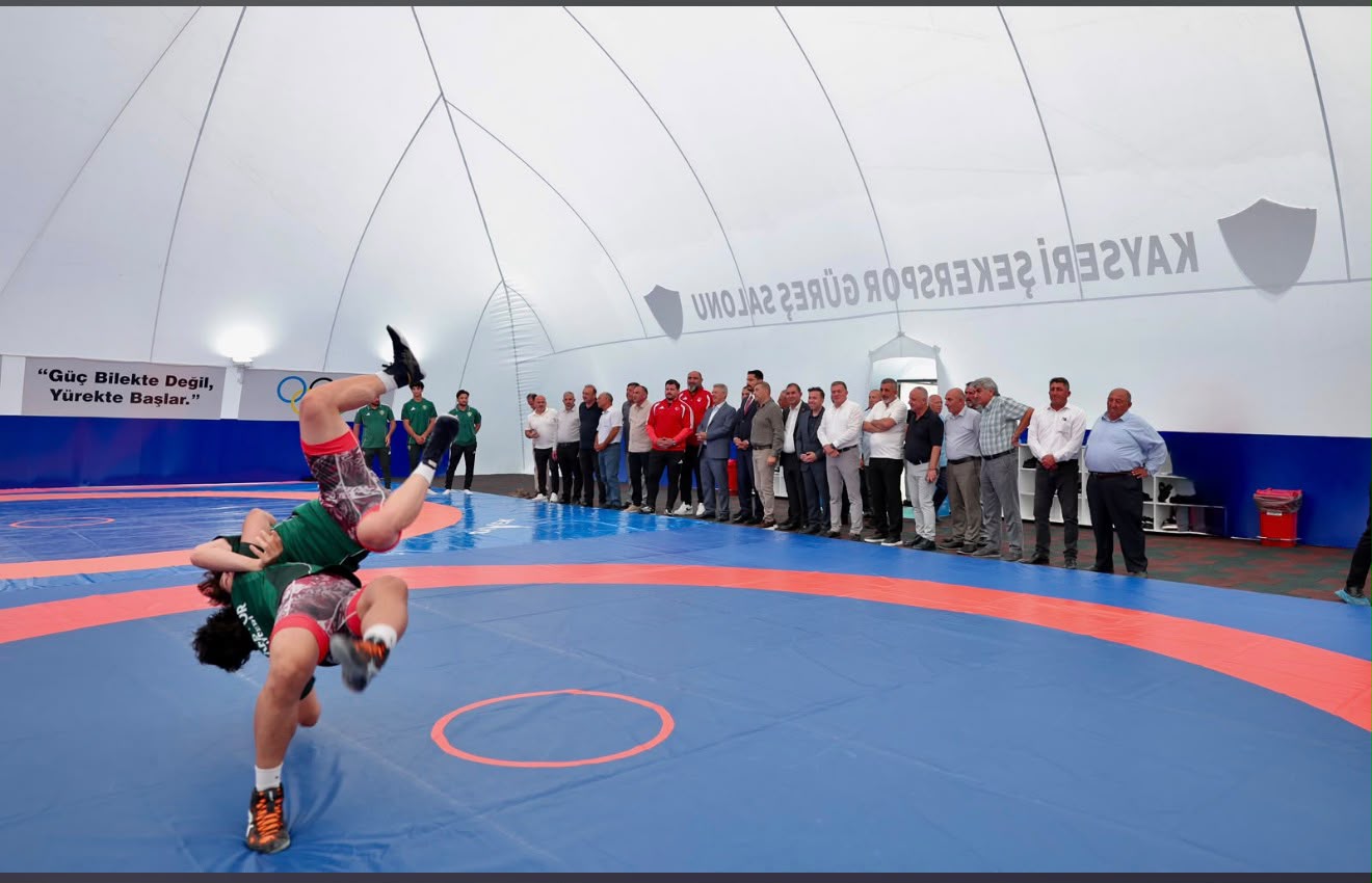 KAYSERi GÜREŞ SALONU BALON PROJESi SALON iÇi